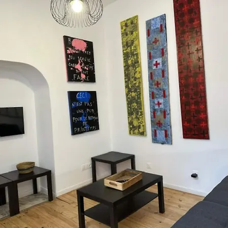 Appartamento 100m From The And Palaceloft In Le Suquet *